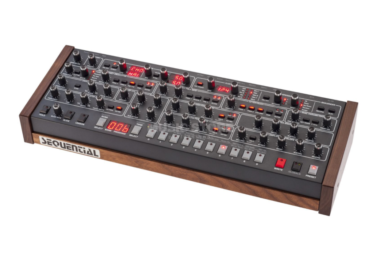 Custom padded cover for Sequential Prophet-6 Desktop