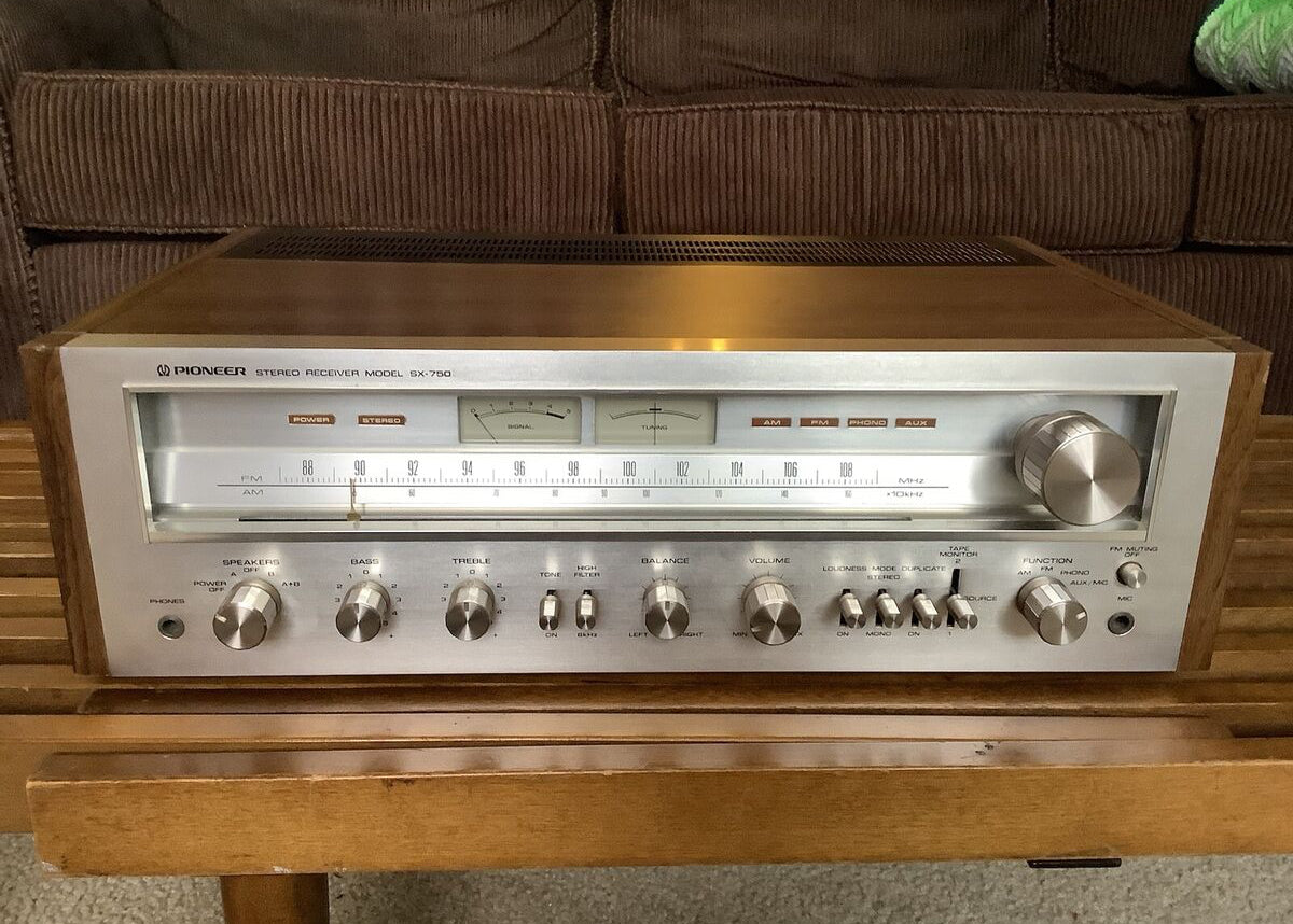 Custom padded cover for Pioneer SX-750 Stereo Receiver SX750