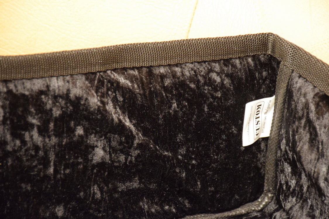 Custom padded cover for KENWOOD KP-9010 turntable