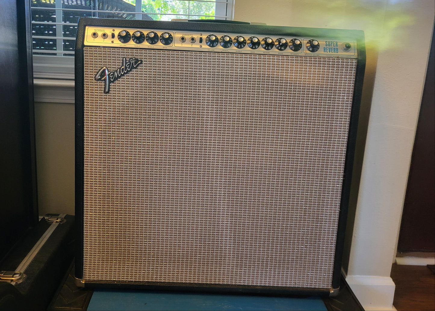 Custom padded cover for Fender Super Reverb 4x10" Guitar Combo (1970 - 1977)