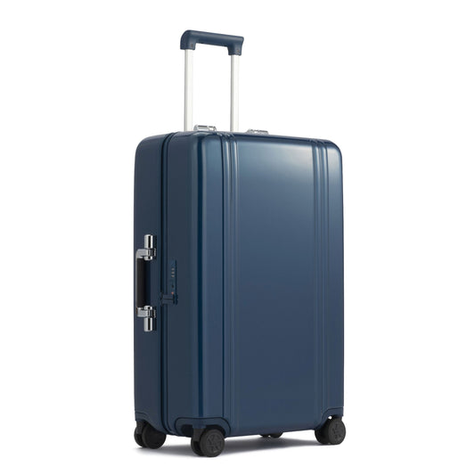 Classic Lightweight 3.0 | 26" Spinner Travel Case