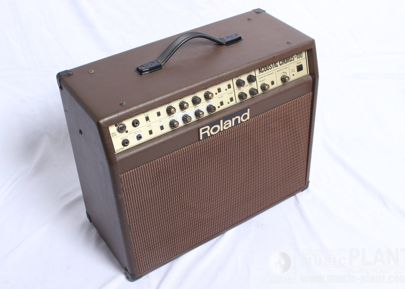 Custom padded cover for ROLAND AC-100 Acoustic Chorus Amp