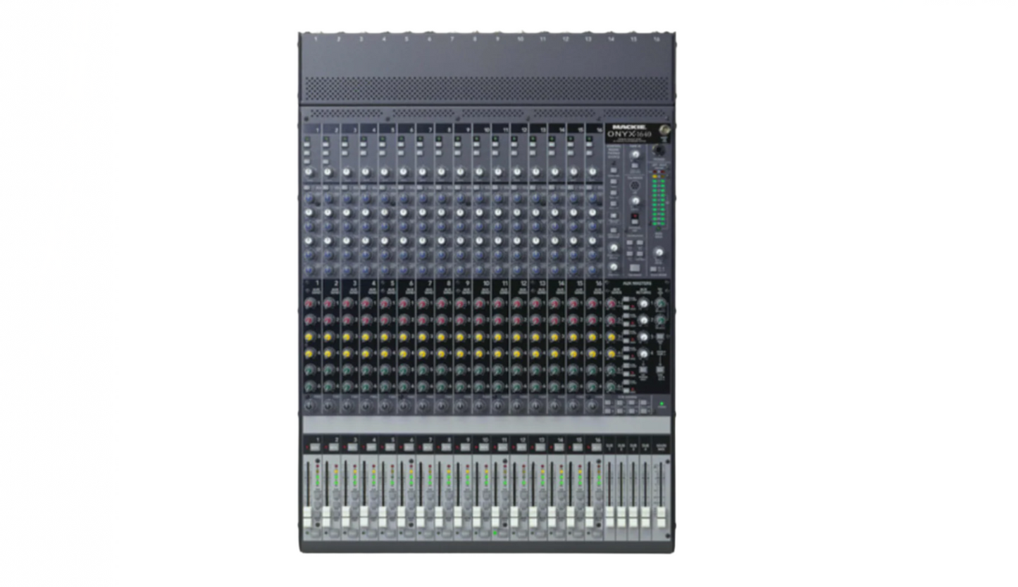 Custom padded cover for Mackie Onyx 1640