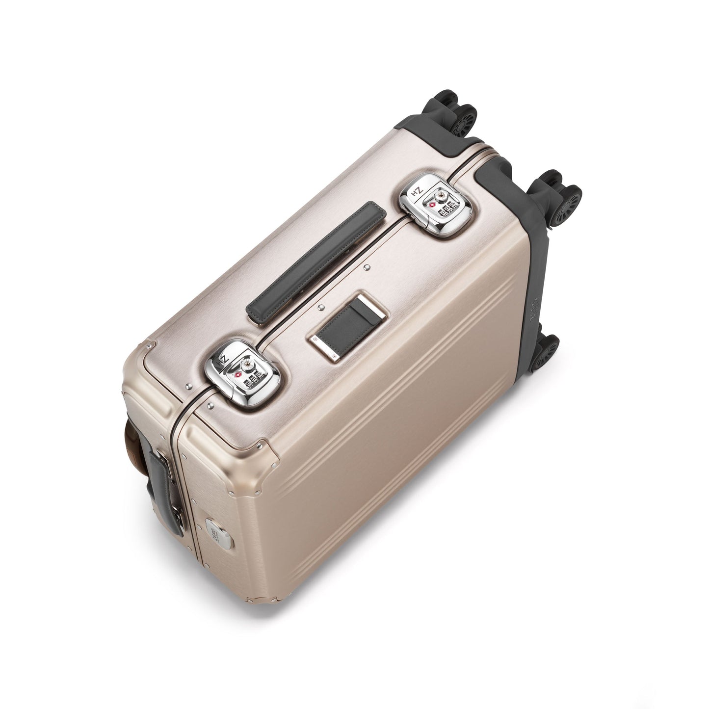 Pursuit Aluminum | Continental Carry-On Case