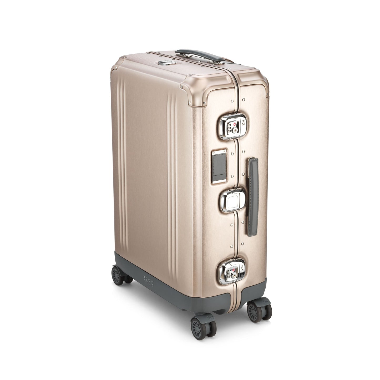 Pursuit Aluminum | Medium Travel Case