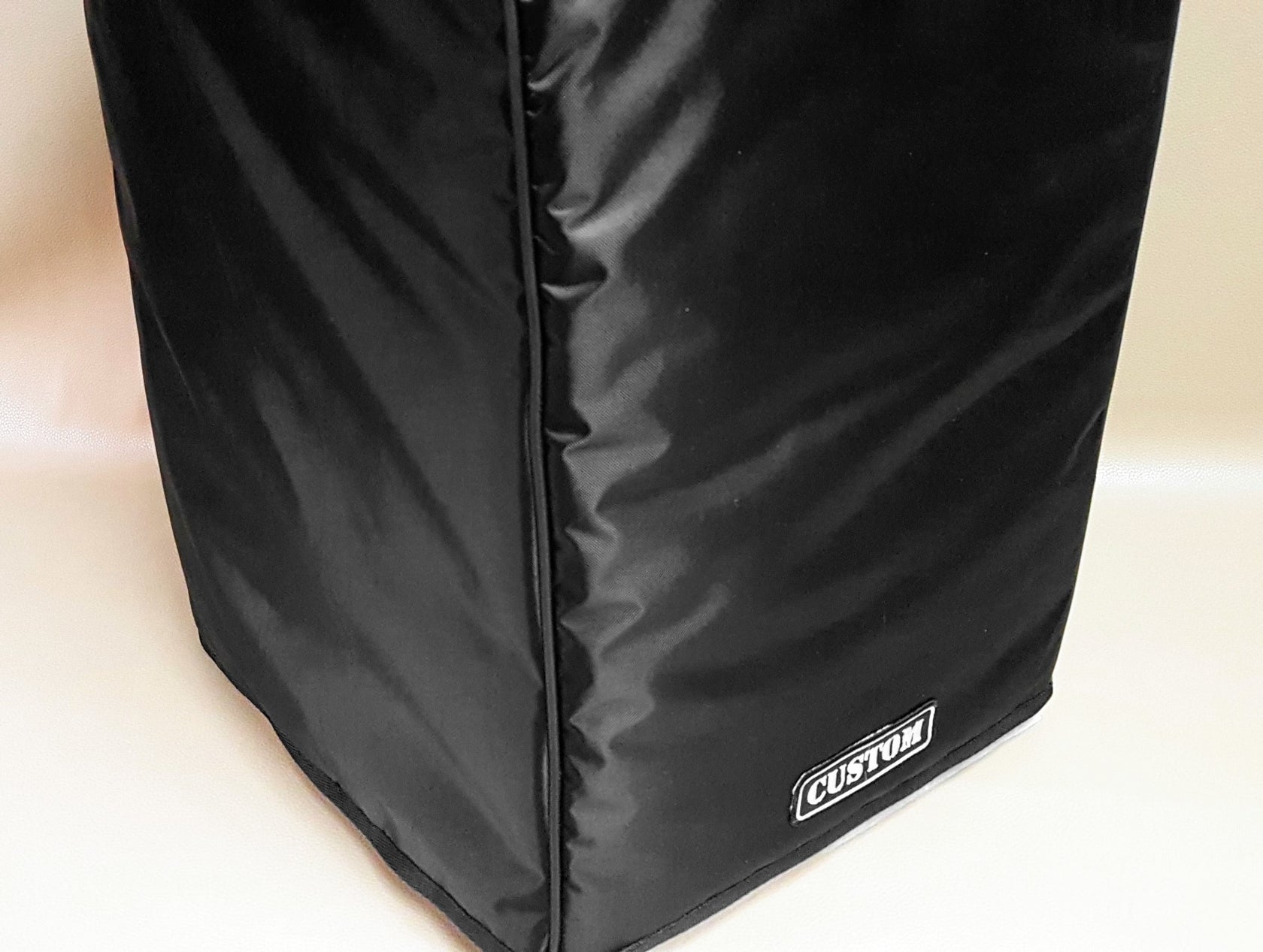 Custom padded cover for GENELEC M040 Studio Monitors – Custom Amp Covers