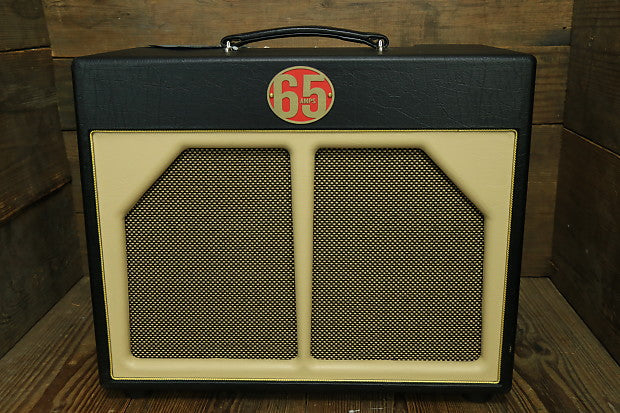 Custom padded cover for 65 Amps Ventura 1x12" Combo Amp